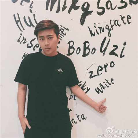 忆往昔：第一届LPL宣传照