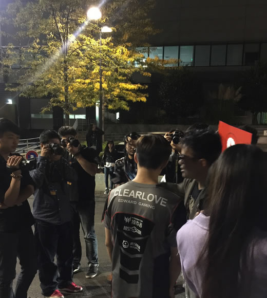 EDG三少前线日记10：扣肉训练赛表现不理想