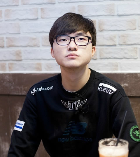 韩媒访Faker：已有产生好感的女生