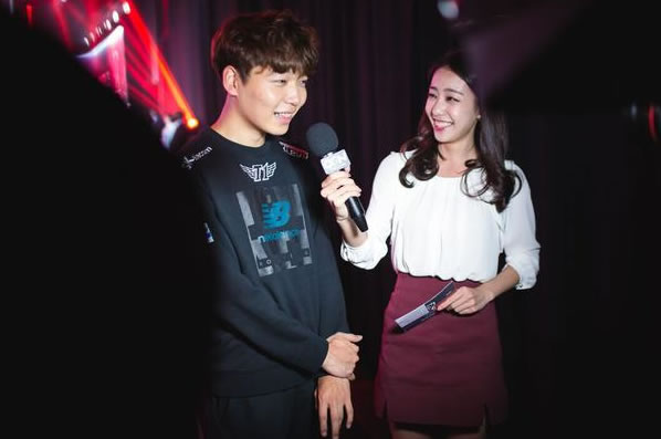 <a href=/gaoshou/marin/ target=_blank class=infotextkey>Marin</a>专访：恩静表扬我<a href=/gaoshou/faker/ target=_blank class=infotextkey>Faker</a>不会伤心