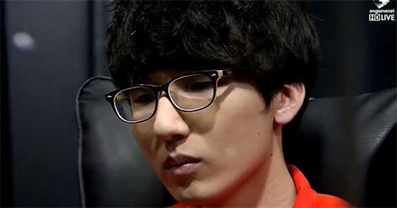 Easyhoon离开SKT 令人辛酸的粉丝文化