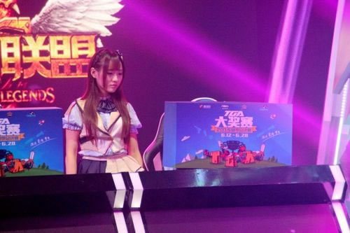 采访SNH48：最喜欢Meiko 想为他们加油