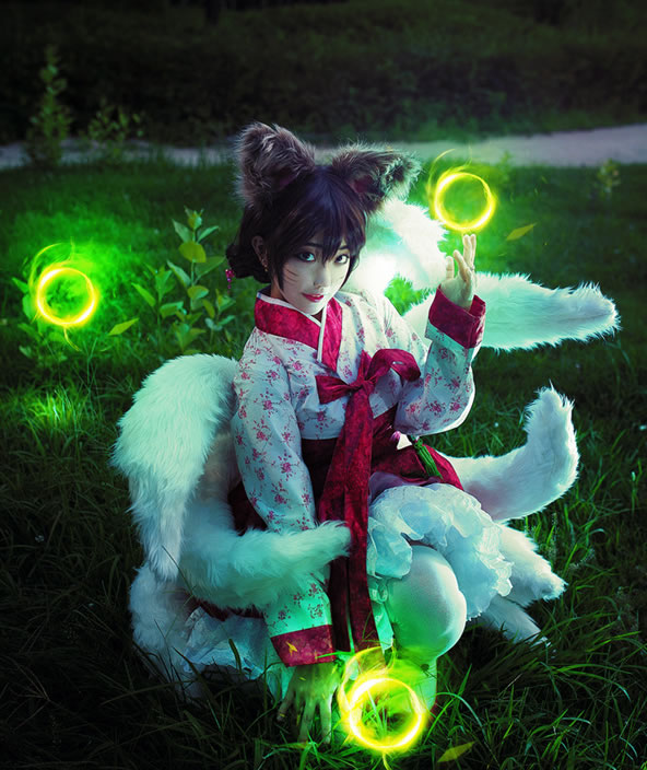 种族加成神还原！韩妹COS高丽风情<a href=/yingxiong/ahri/ target=_blank class=infotextkey>阿狸</a>