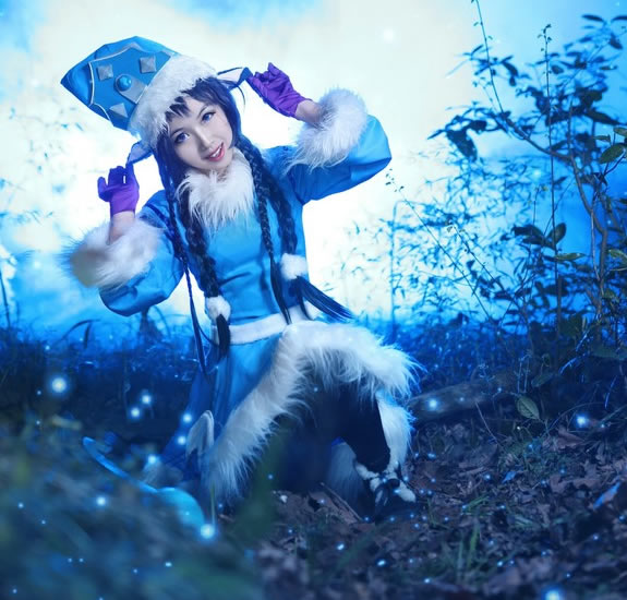跟我一起奇思妙想 冰雪节璐璐COS