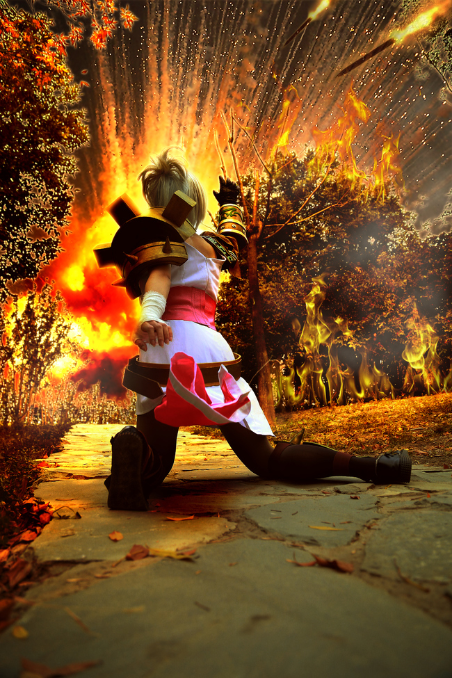 短剑重铸骑士归来 <a href=/yingxiong/riven/ target=_blank class=infotextkey>放逐之刃</a><a href=/yingxiong/riven/ target=_blank class=infotextkey>瑞文</a>原画COS