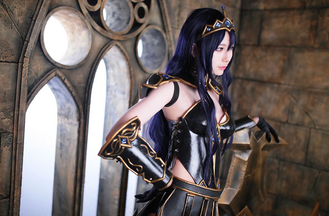 高贵气质女神下凡 <a href=/yingxiong/sivir/ target=_blank class=infotextkey>战争女神</a><a href=/yingxiong/sivir/ target=_blank class=infotextkey>希维尔</a>COS