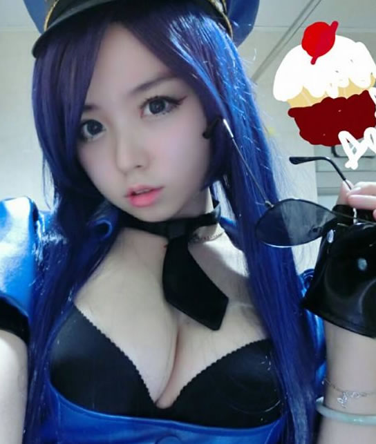 长腿美女性感警花 皮城女警COS
