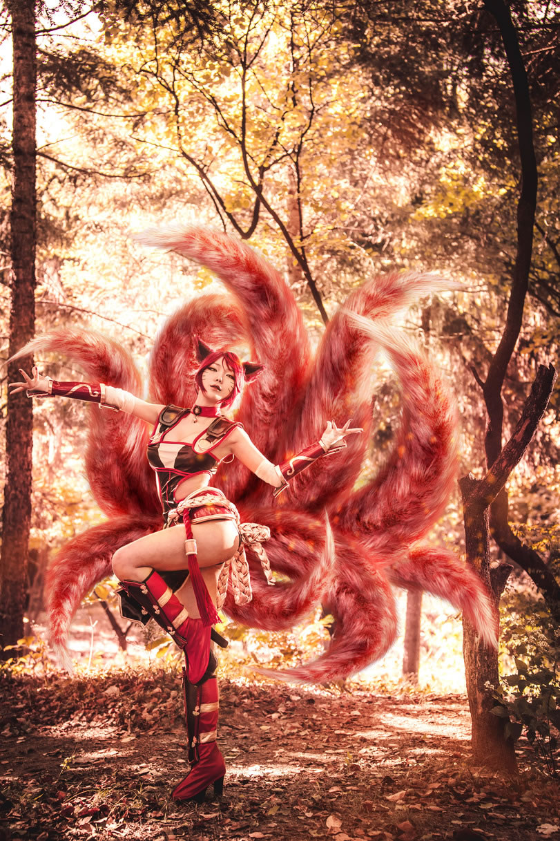 妖艳的火红诱惑！焰尾妖狐阿狸COS