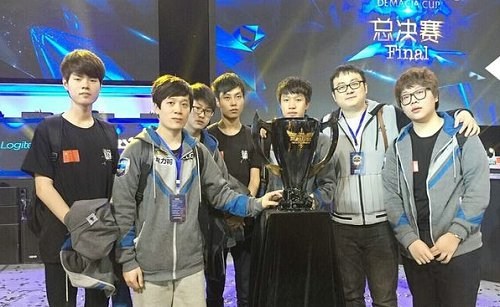 LPL三冠王Clearlove：追梦路上未曾停歇