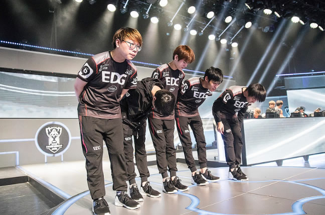 S6比赛日第二日LPL图集：全面开花加油LPL！