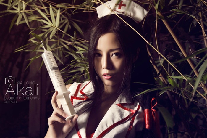 腿玩年的阿卡丽