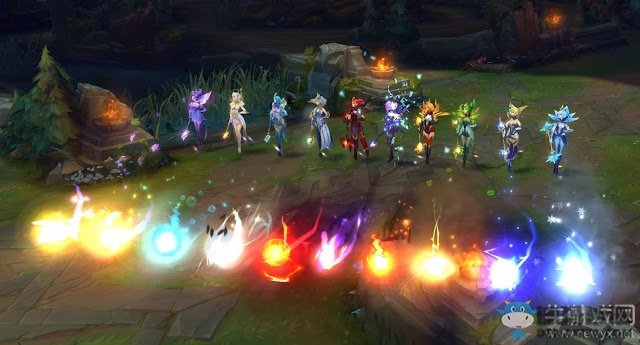 《LOL》终极皮肤拉克丝切换形态