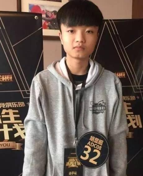 强力外援买不起 位置缺人就硬抢