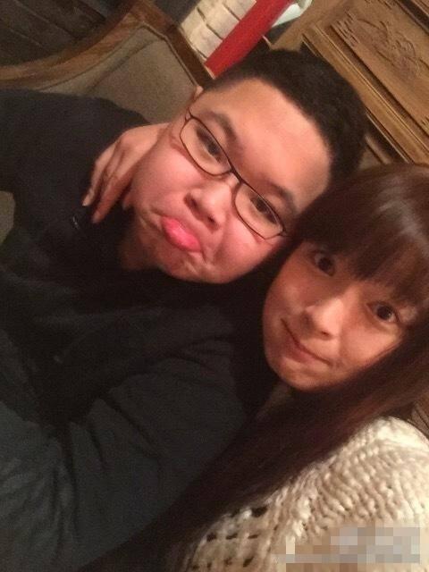 PDD遭女粉丝强吻