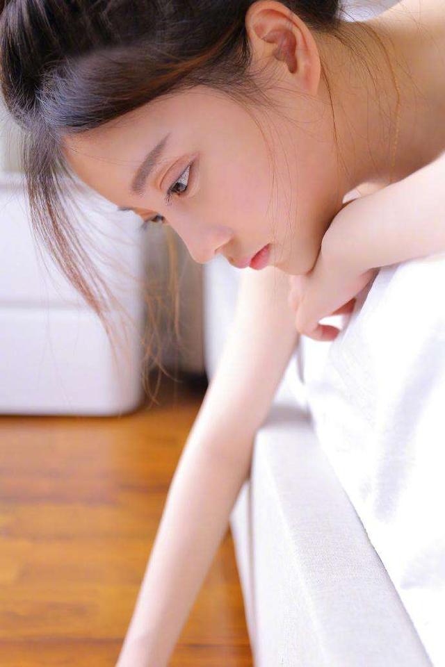 冯提莫突然发福利照