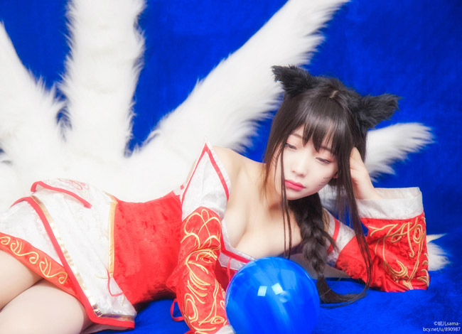 女神阿狸别样动人