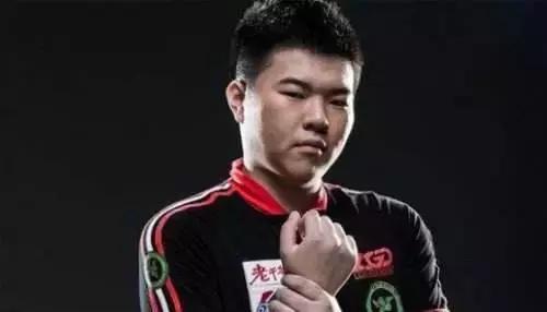 乐观族长<a href=/yingxiong/yi/ target=_blank class=infotextkey>易</a>主，韦神即将离开LGD！