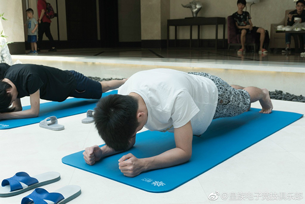 六年职业白了少年头 Uzi能否更进一步