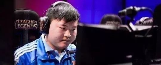 五年，致UZI