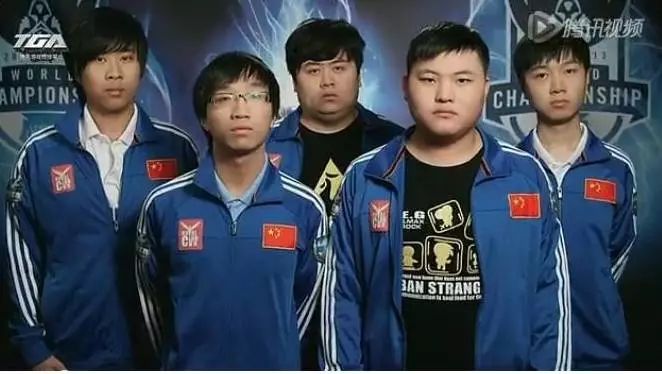 五年，致UZI