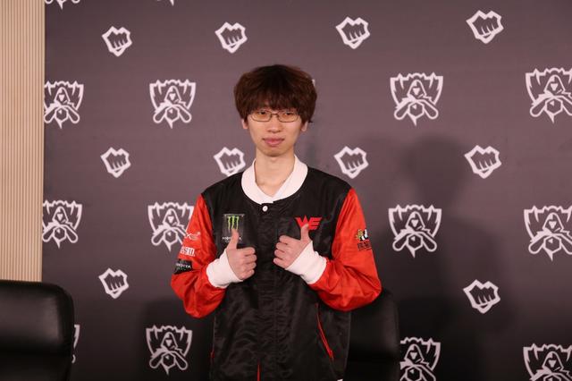 S7小组赛收官，简析LPL三支队伍出线形势：EDG能否绝地求生？