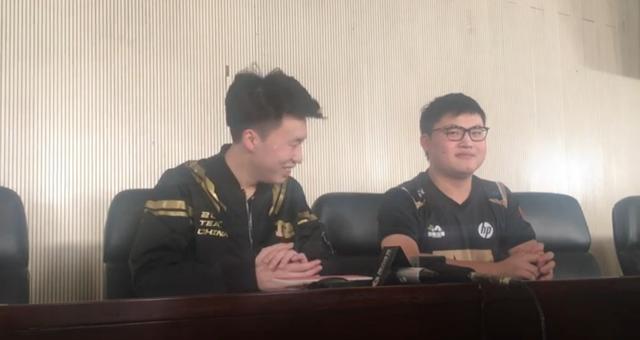LOL-S7，RNG赛后采访UZI小虎：三星和G2威胁很大，但有信心战胜