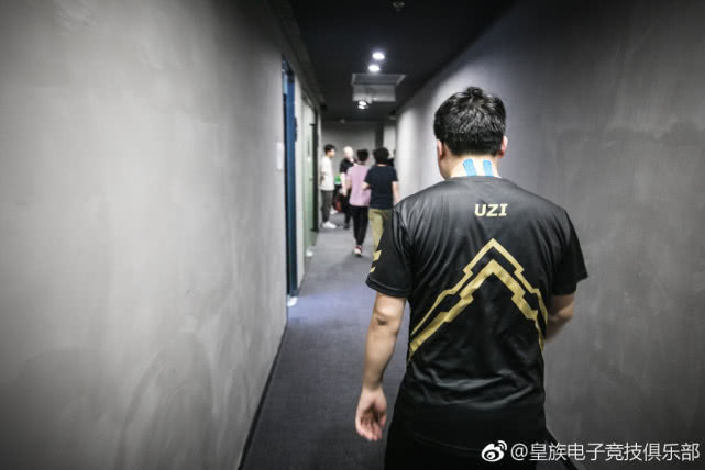 Uzi暂离无碍RNG仍是顶级 电竞爱迪生琪琪迎生涯良机