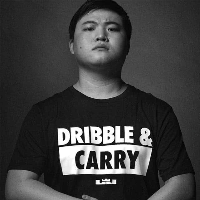 再没有人欠Uzi 但他欠所有人一个冠军