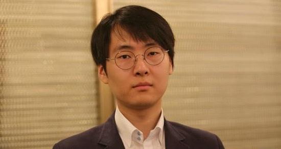 解读SKT阵容：新教练Fly是何方神圣？