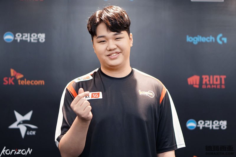 PraY专访：目前正在重拾自信的过程中