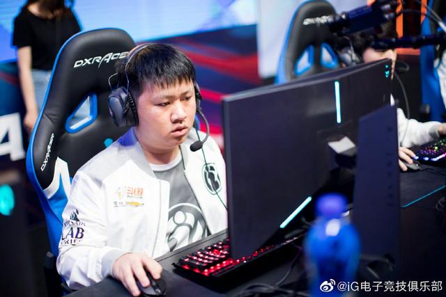 Joker：蕉太狼打得是不错但别吹上天，他最好的结局就是从IG转会