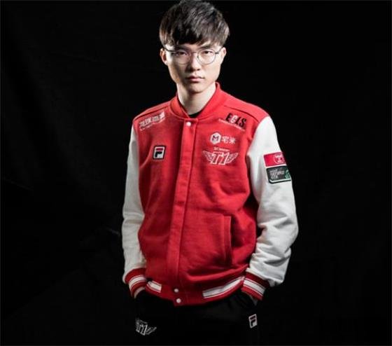 Bang vs Deft！SKT与KT下路的宿命对决