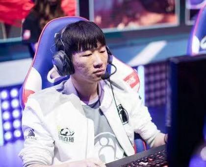 PDD：小龙堡明年打LPL，已经找好队伍！Ning回YM太假