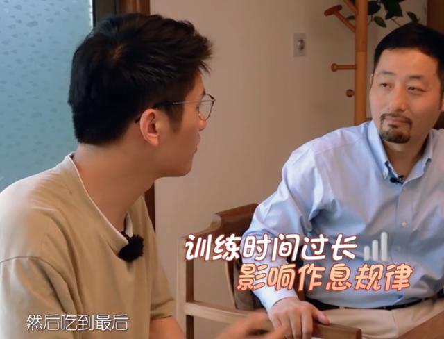 年纪轻轻就要立遗嘱，<a href=/jieshuo/misaya/ target=_blank class=infotextkey>若风</a>谈当年退役原因，网友：电竞选手不容<a href=/yingxiong/yi/ target=_blank class=infotextkey>易</a>