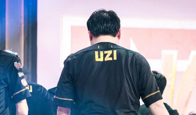 四人合约即将到期 Uzi跟Karsa续约成疑
