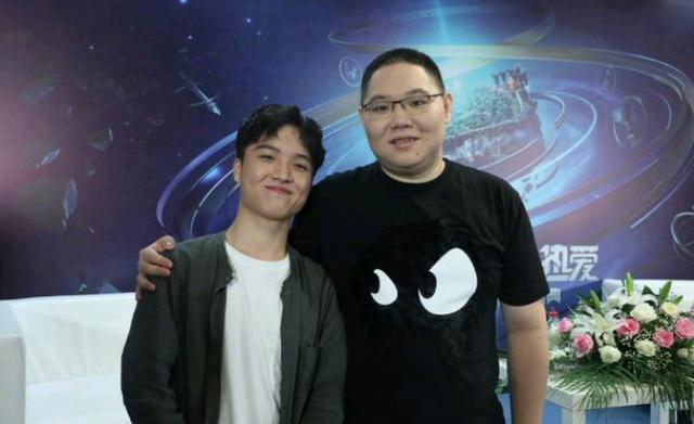 PDD直播间豪赌50万！RNG新赛季必是全华班，Thesky去了都不要