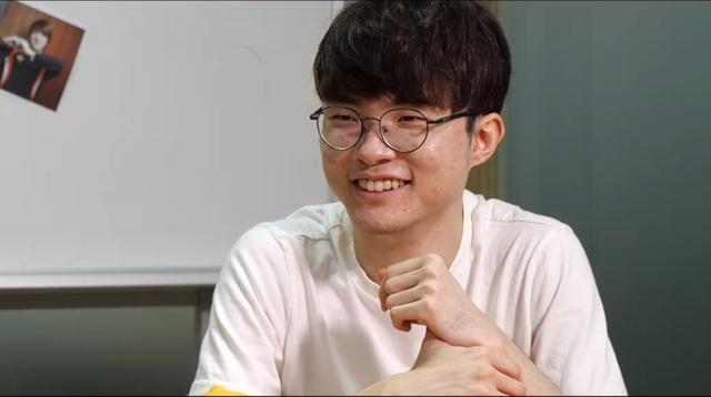 SKT遭遇“毁灭性”打击！<a href=/gaoshou/faker/ target=_blank class=infotextkey>Faker</a>续约之后，KkOma与上野成为自由人