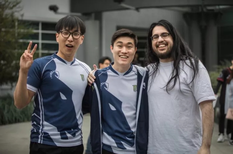 大师兄盛赞Broxah 不想和捞金选手共事