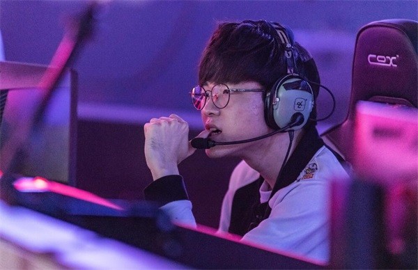 《LOL》369上路对战Nuguri SKT主场迎击iG