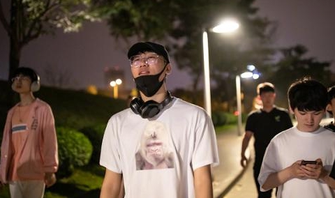 S9世界赛或竞争上岗 Ning开始加班训练