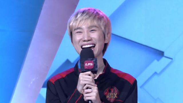Doinb直播谈S9现状：为了不泄露特殊战术，之后就直接选择停播