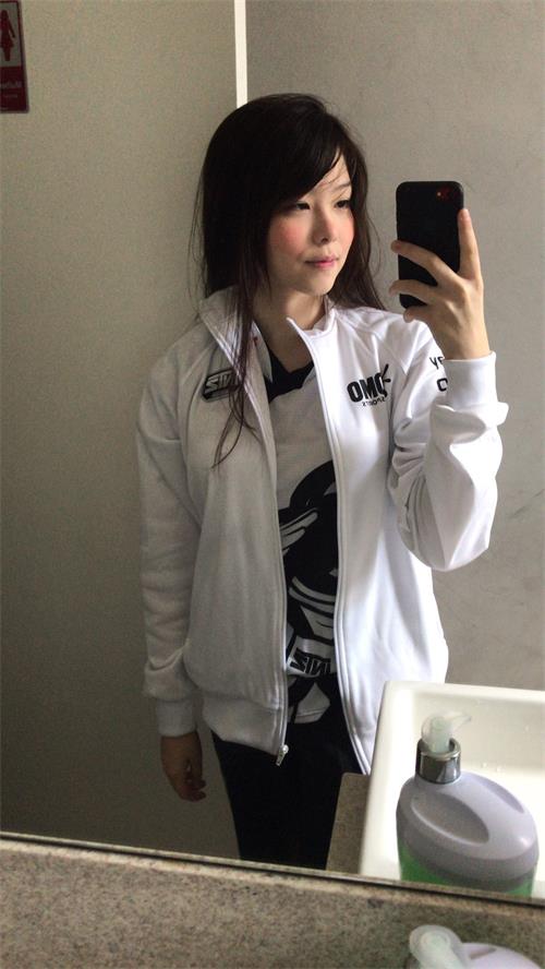 《LOL》巴西战队INTZ女辅助Mayumi介绍