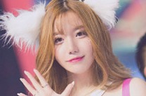 Uzi与Show Girl女友遭Gank