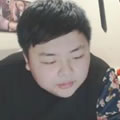 当过备胎西卡直播洒泪 众女粉丝发照片安慰