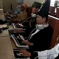 最恐怖的开黑：网吧惊现“黑白双煞”