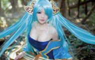 蓝发萌妹子COS琴女 美艳绝伦治疗量满满
