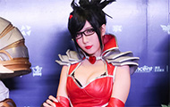英雄联盟三周年之苏小妍LGD战队和美女COSER