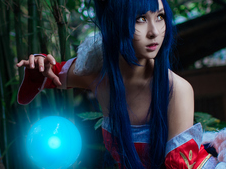 魔鬼身材性感动人 绝色妹子阿狸首秀