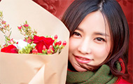 电竞第一女神Miss 天价签约虎牙直播