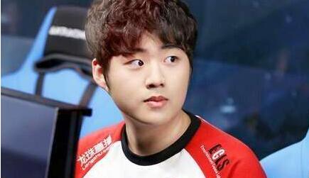 第一视角：SKT Bang兰博上单，AD玩上单也能这么C？